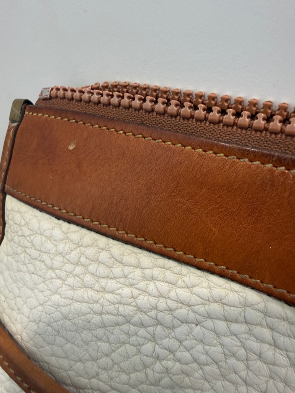 Vintage Dooney & Bourke All-Weather White Leather Satchel - Picture 7 of 16
